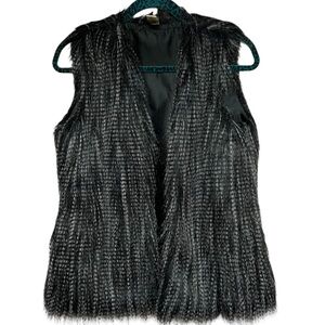 Belle Bird Faux Fur Vest Black White Shaggy Feathery Open Front Vest Women's S